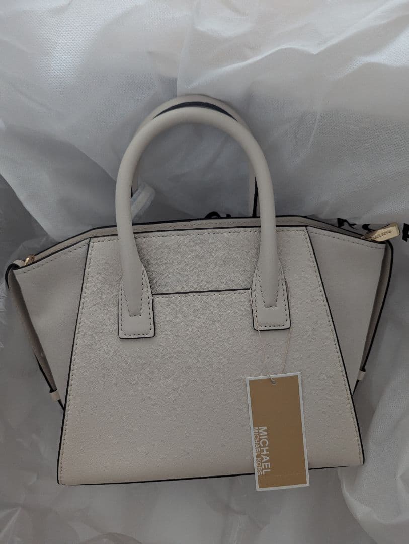 龍*ん様 MICHAEL KORS ホワイト ミニショルダーバッグ　マイケルコー