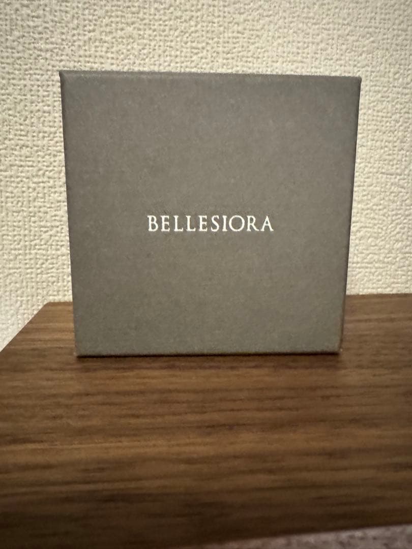 ベルシオラ　バゲットカットダイヤモンドリング　９号