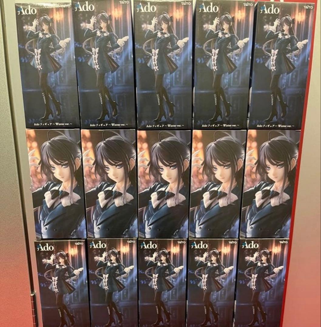 Ado フィギュア WINTER ver. ラウンドワン限定 15体