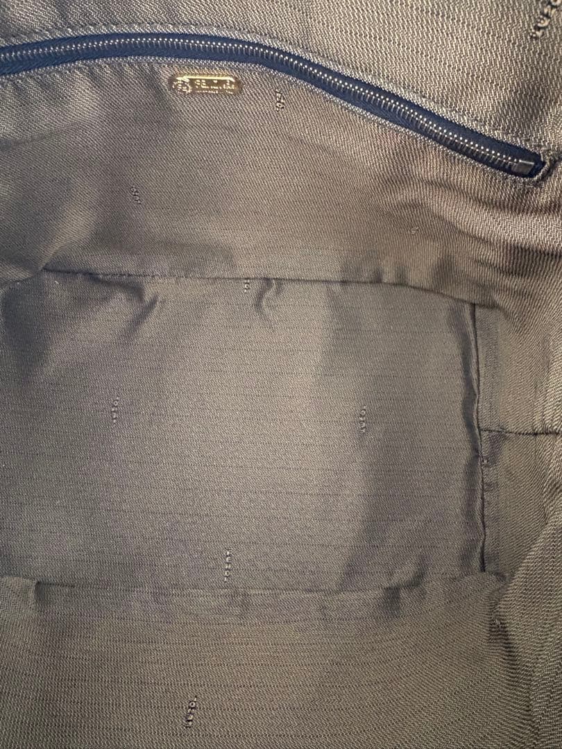 【値下げ！】FENDI フェンディ ズッカ 柄バニティバッグ ブラウン 茶