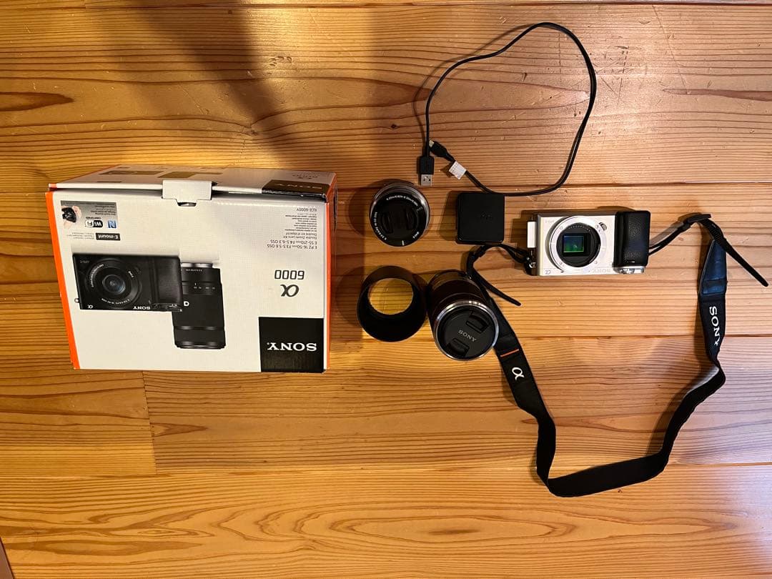 【普通レンズジャンク品】SONY α6000 レンズ交換式デジタル一眼レフカメラ
