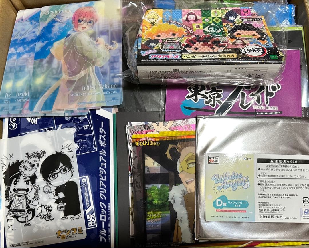 アニメグッズ　ノンジャンル　美少女　大量　9キロ　まとめ売り