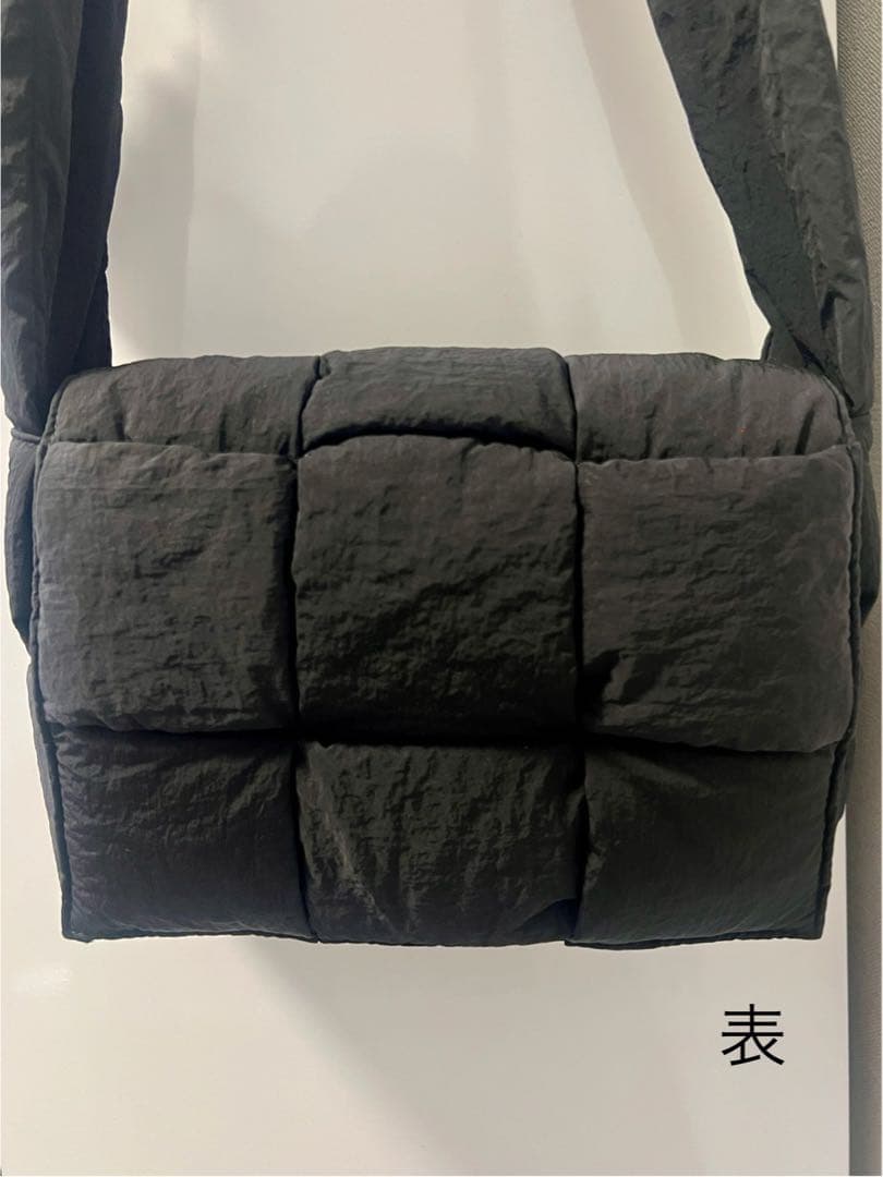 BOTTEGA VENETA 755182 VBO81 ショルダーバッグ 黒