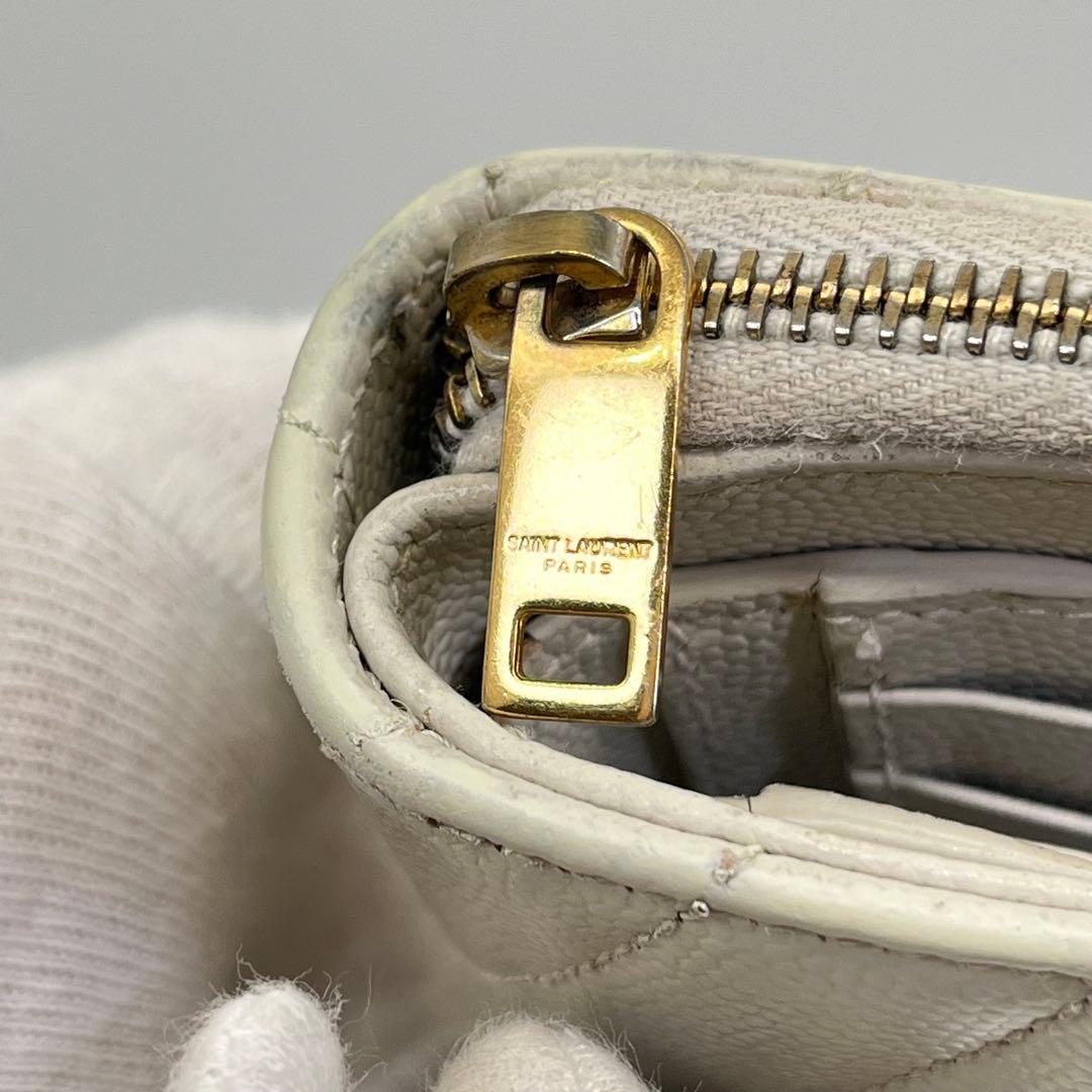 サンローラン 二つ折り財布 カサンドラ キルティング キャビアスキン 付属品完備