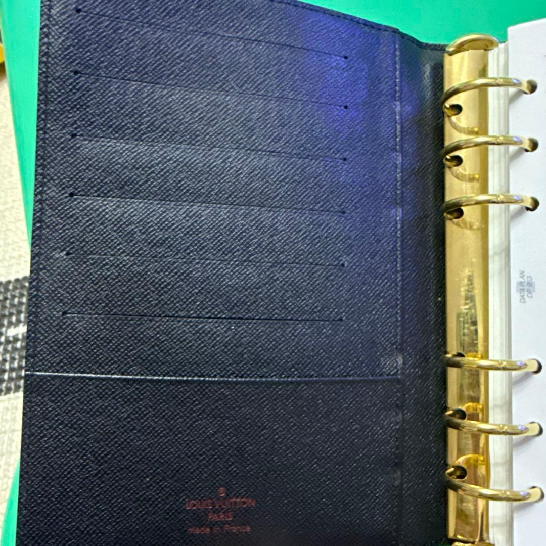 Louis Vuitton エピレザー リング式ファイル