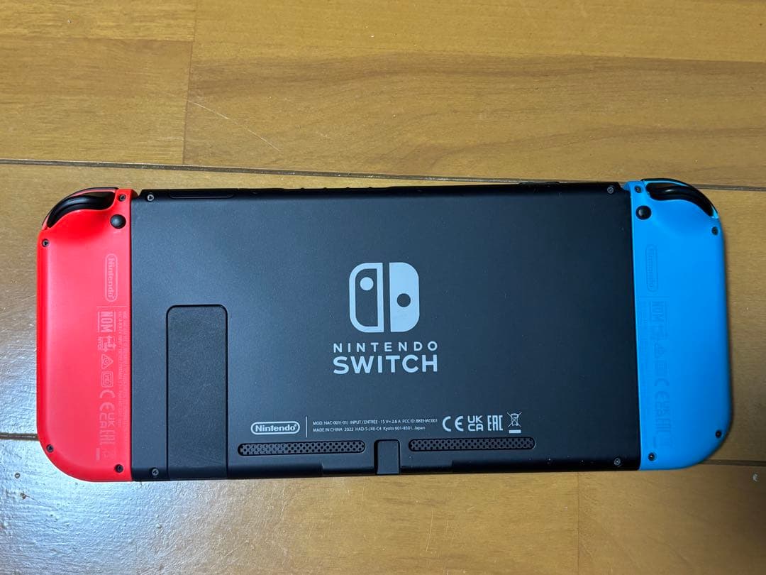 Nintendo Switch 青/赤 2022年製