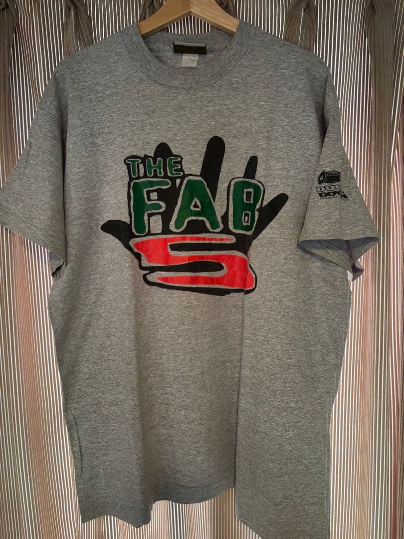 The Fab 5 Tシャツ Duck down boot camp click