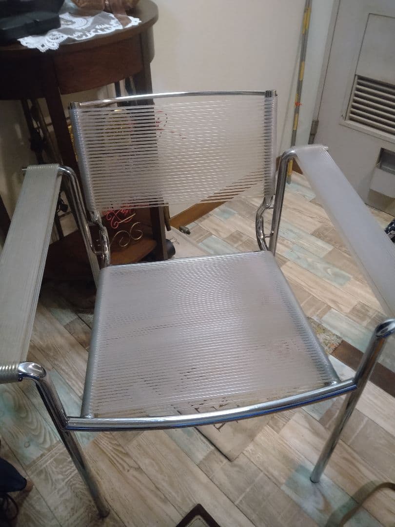 アリアススパゲッティビンテージチェアー（ひじ掛け椅子）