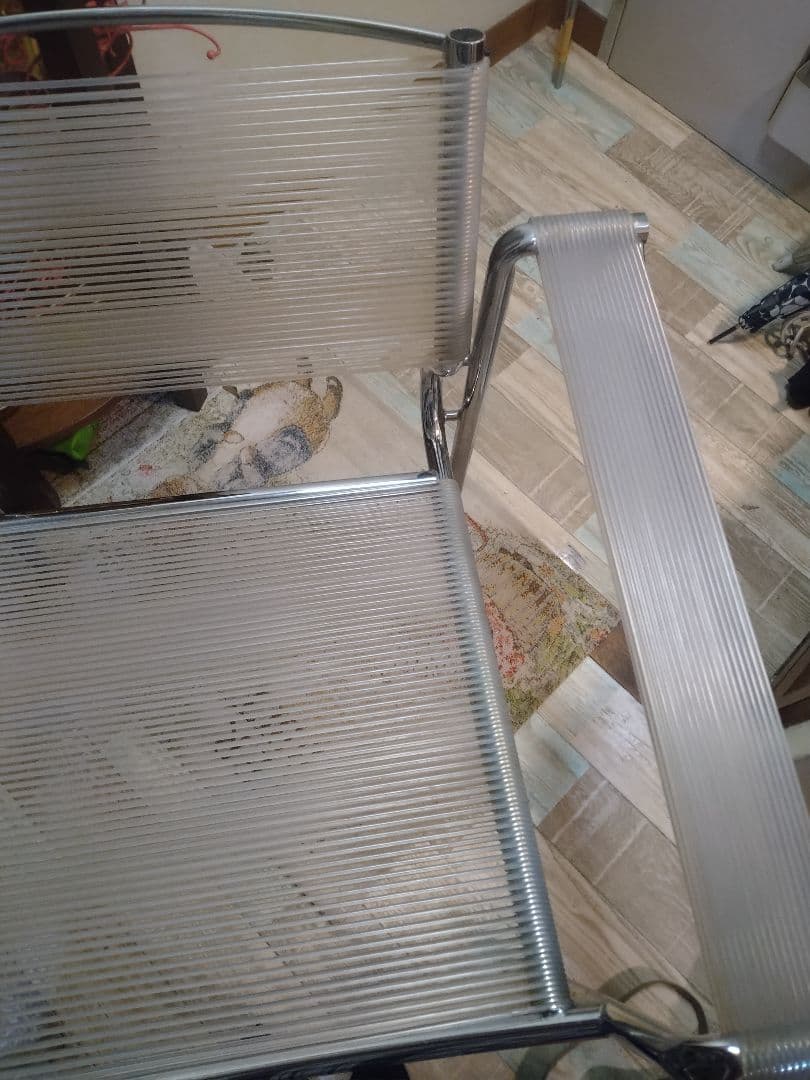 アリアススパゲッティビンテージチェアー（ひじ掛け椅子）