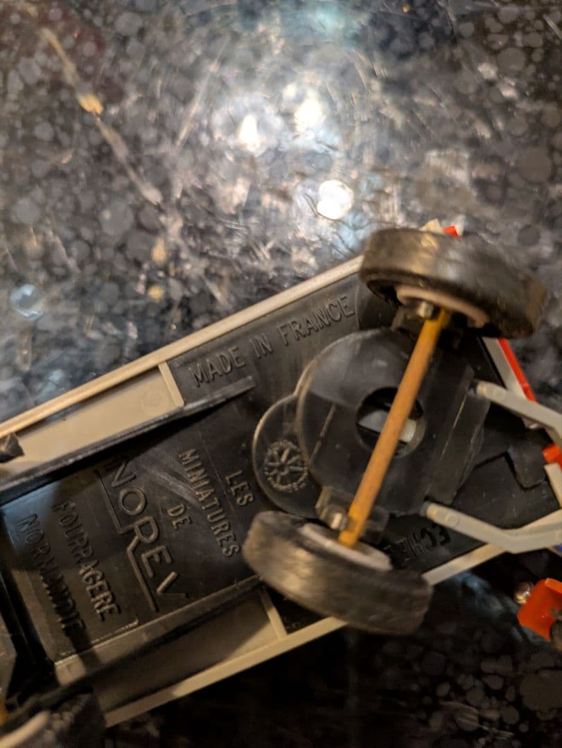 トラクターとトレーラーのミニカー フランス製 レア