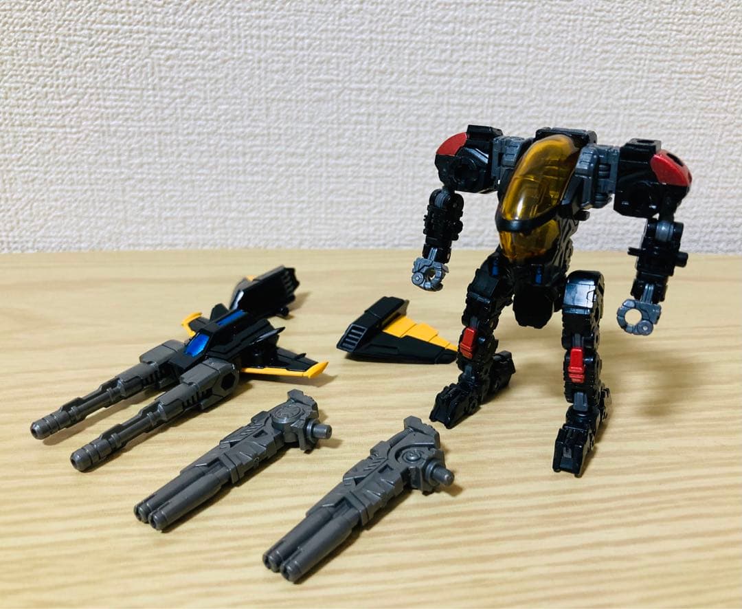 ダイアクロン：ヴァースライザー1号＜シャドウキャリバー＞/ Vムーバー01