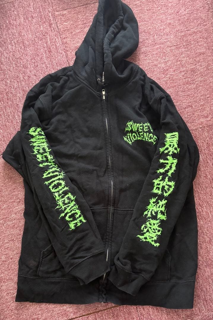 甘い暴力　パーカー