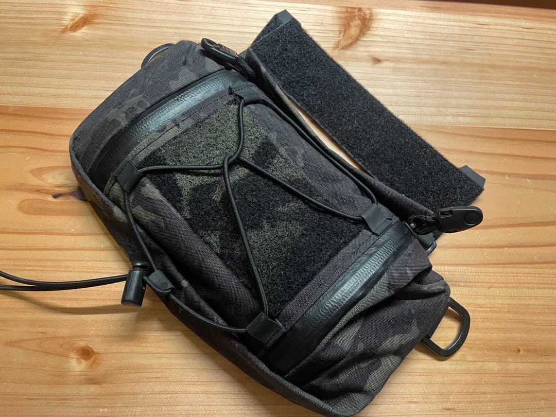 個人装備 x115xTAYLOR HANGER POUCH TWIN ZIP