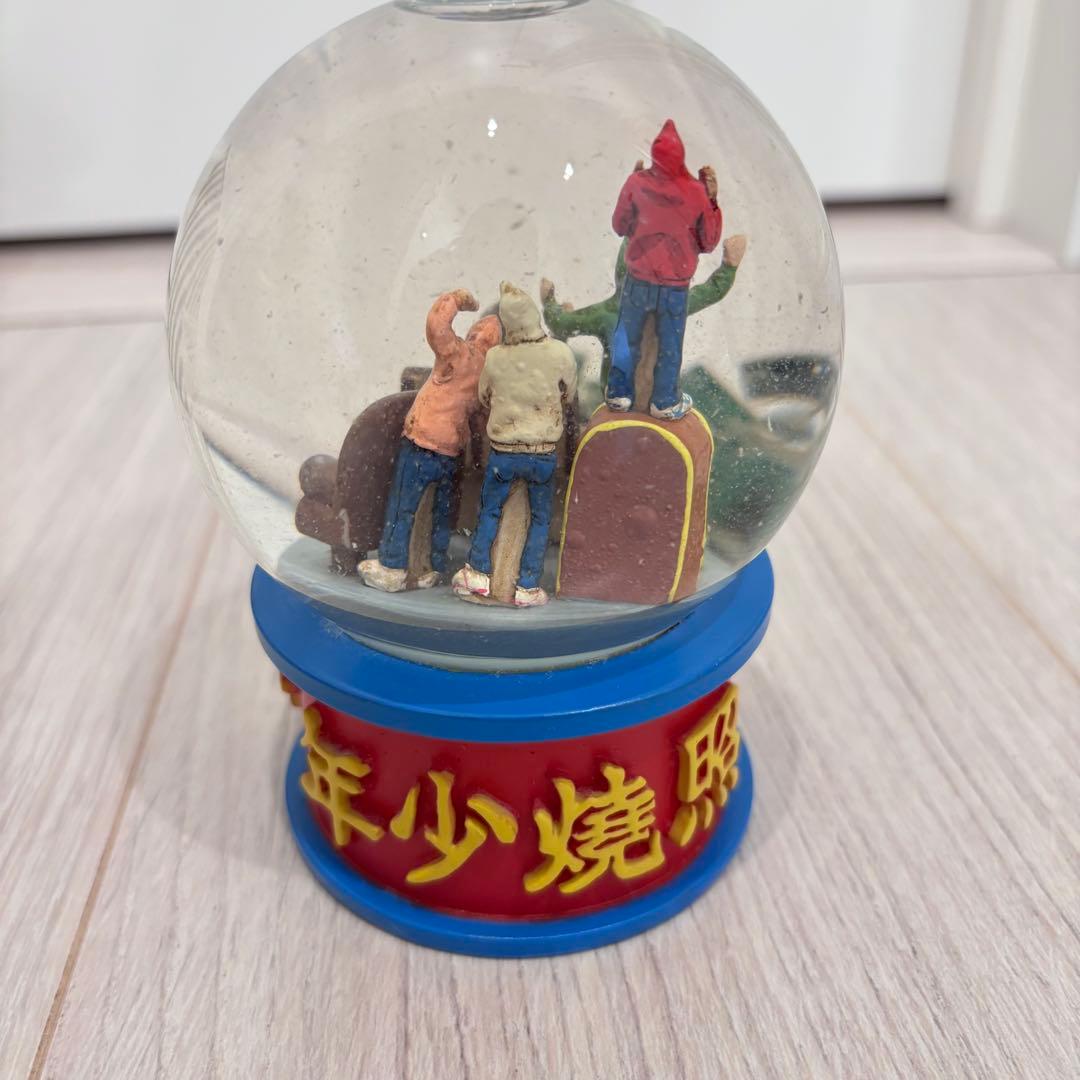 A BATHING APE®️ × TERIYAKI BOYS スノードーム