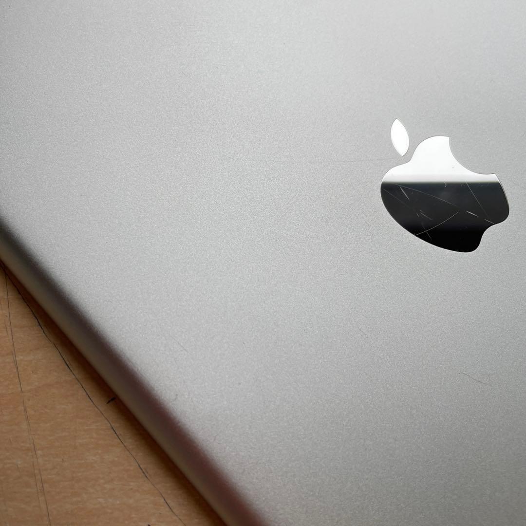 iPad 第6世代　A1893　Wi-Fiモデル　シルバー　32GB #5