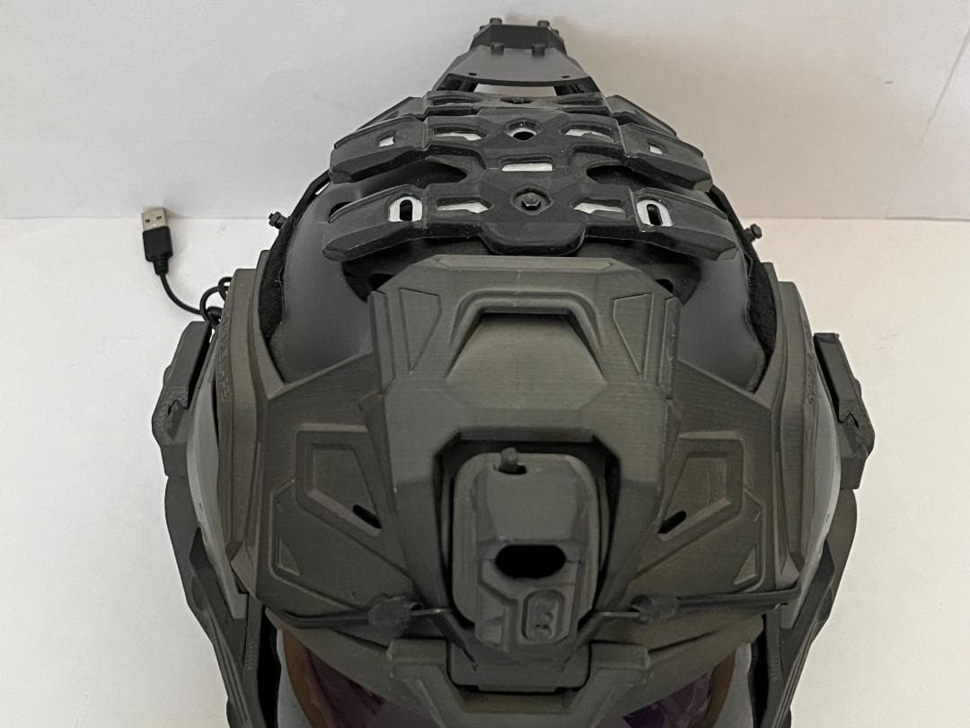 SRU SRU-HEL-P3 タクティカルヘルメット 装飾パーツ付 FAN付