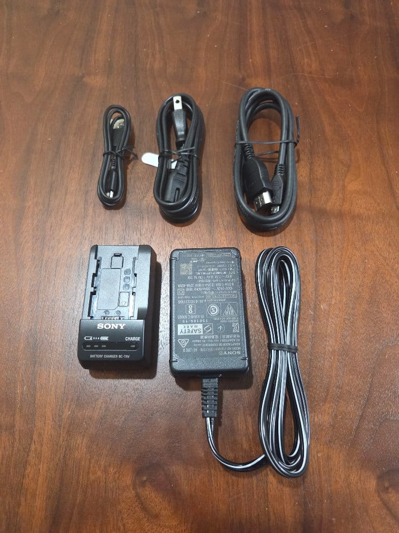 SONY デジタル4Kビデオカメラ FDR-AX45A 予備長時間バッテリー付