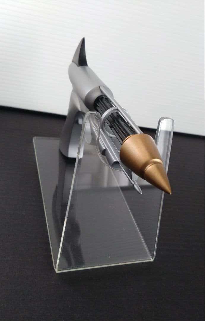 1/1プロップレプリカ　ウルトラガン