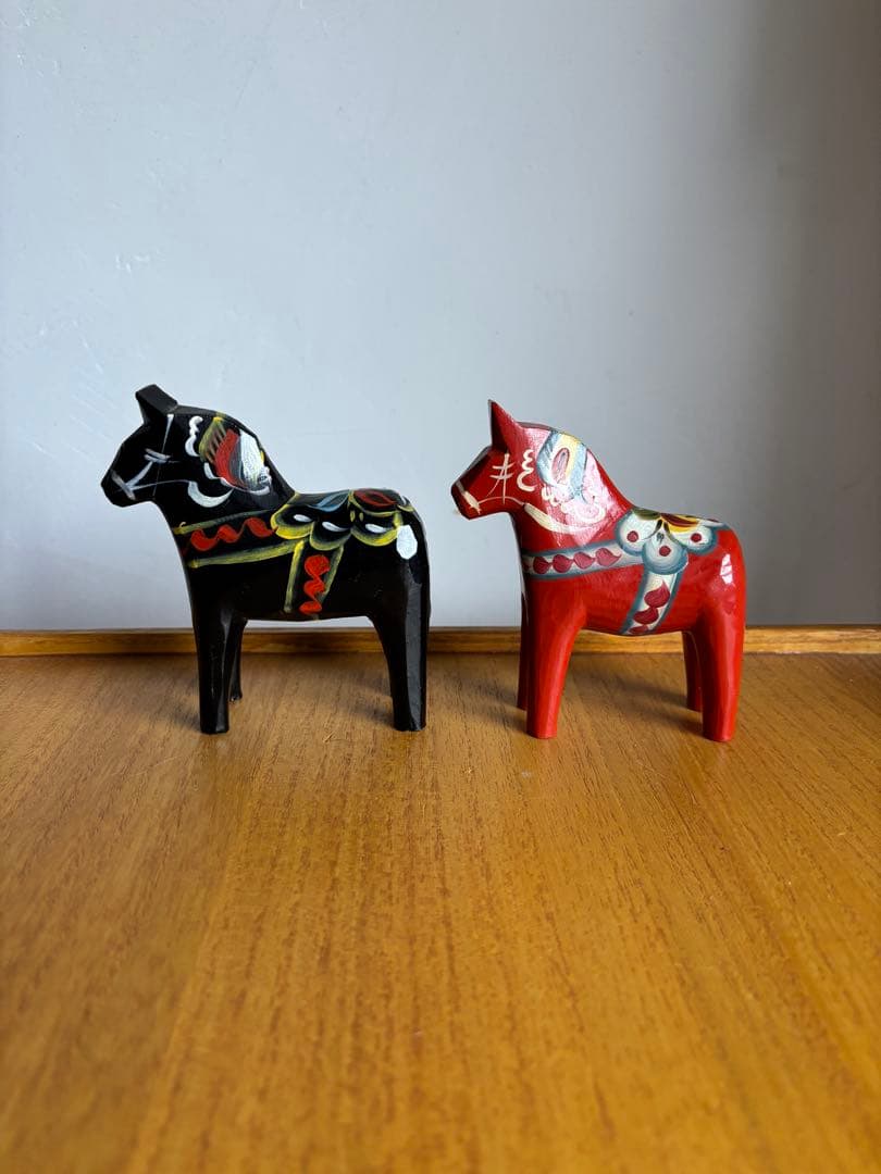 Grannas社　ダーラナホース　ビンテージ　赤と黒2点セット