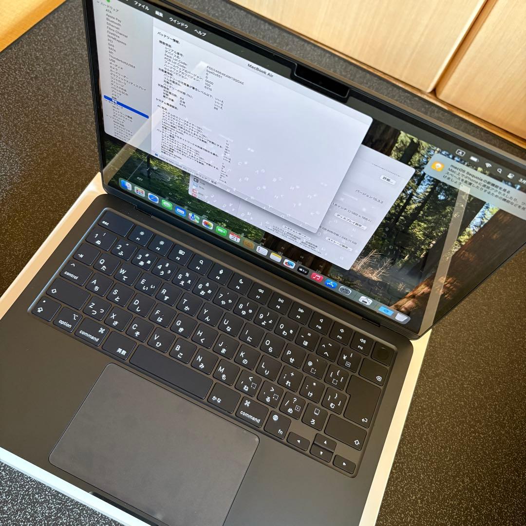 美品Apple MacBook Air M2 8GB 256GB