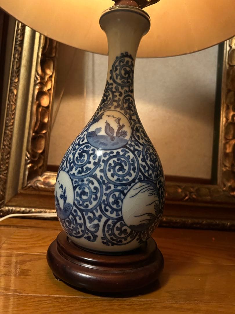 ヨーロッパ　フランスアンティーク　ヴィンテージvintage ランプシェイド陶器