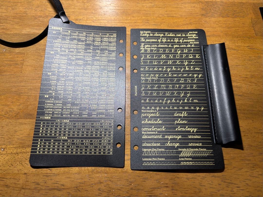 PLOTTER 6穴リングレザーバインダー プエブロ バイブルサイズ ネイビー