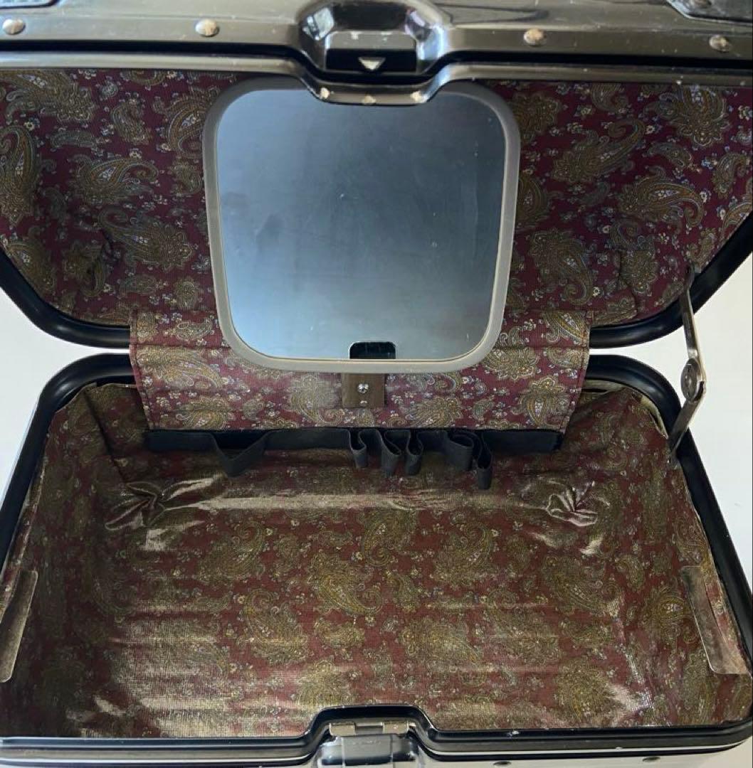 宋支配人リモワ　ビューティーケースSamba Novaサンバノヴァ 中古品