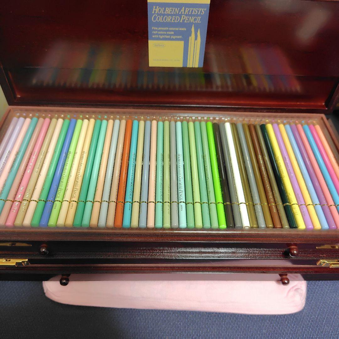 ホルベイン色鉛筆150色セット　木箱入り　殆ど新品