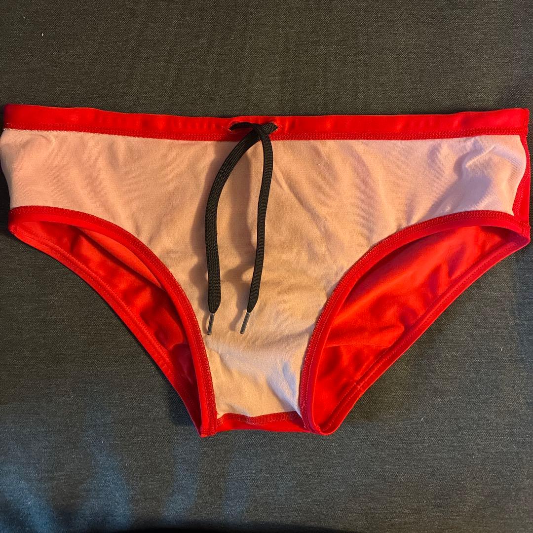 ライフセービング水着