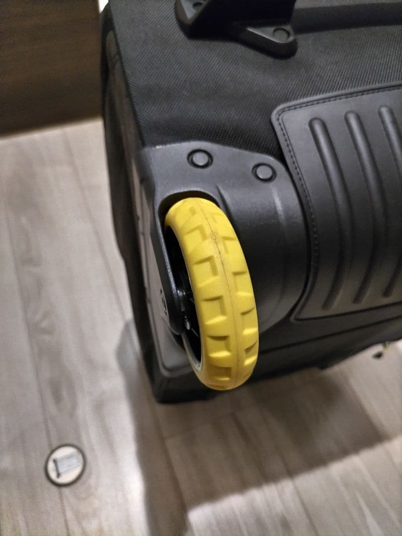 美品　アスレタ　キャリーケース　機内持込サイズ