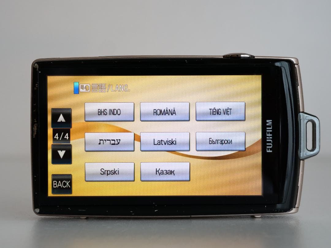 Fujifilm FINEPIX Z1000EXR 35言語対応 動作品+充電器