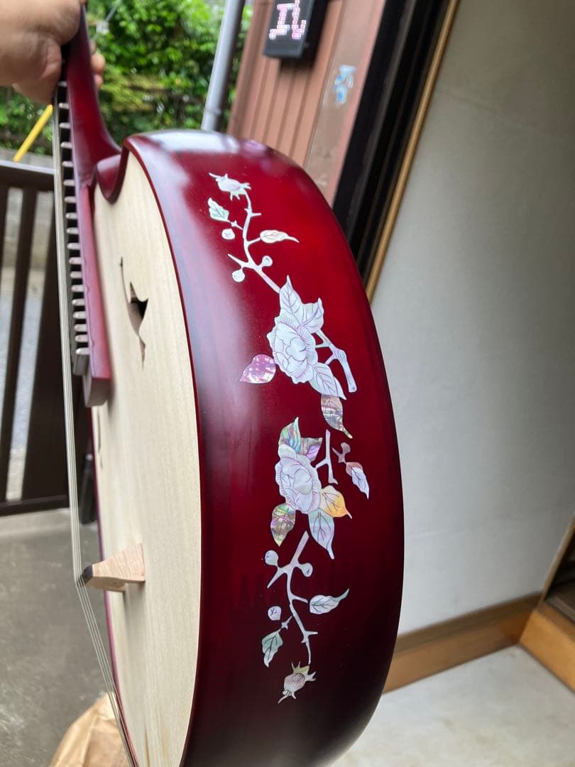 S*a様 中国の民族楽器中阮 中元