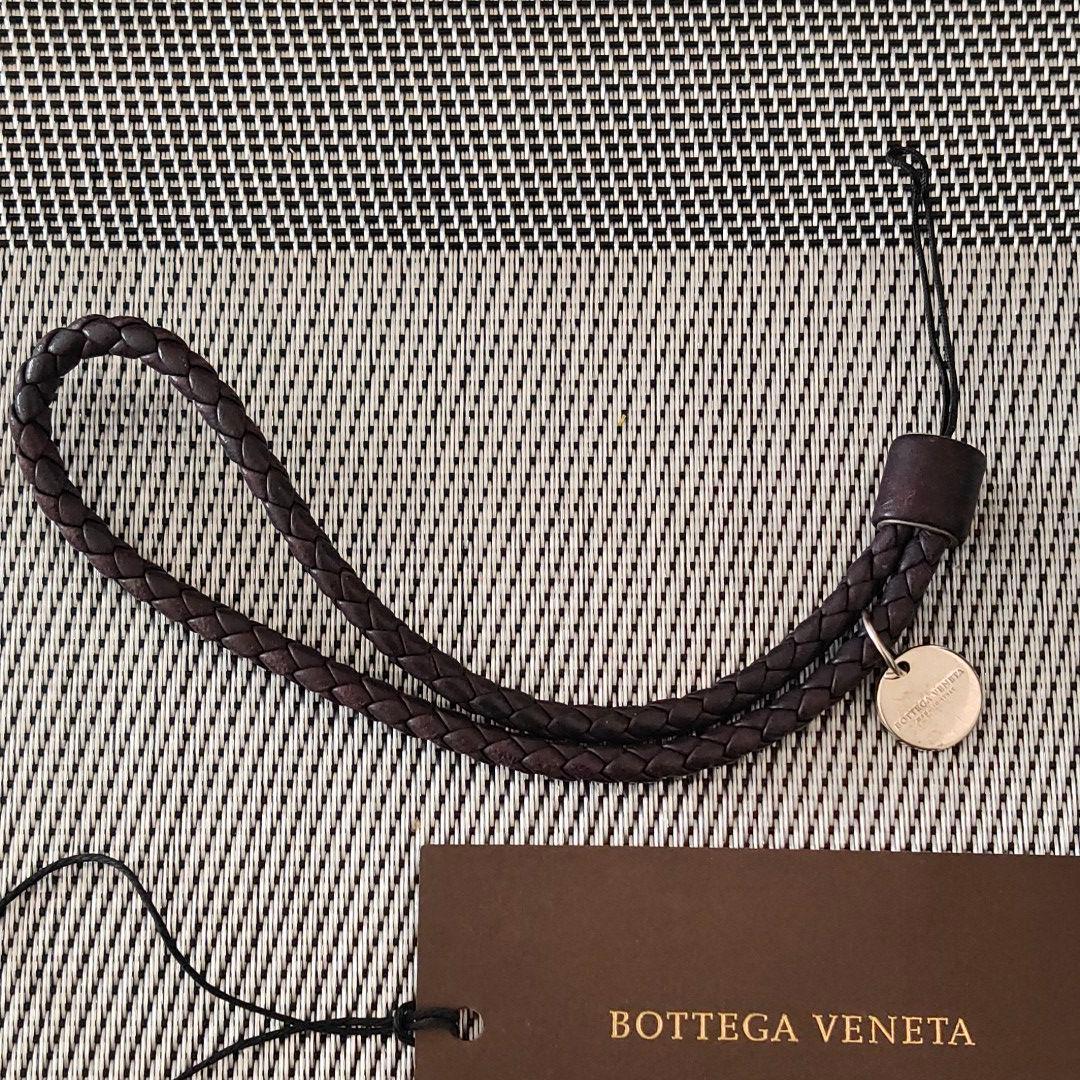 BOTTEGAVENETA ボッテガ・ヴェネタ イントレチャートストラップ