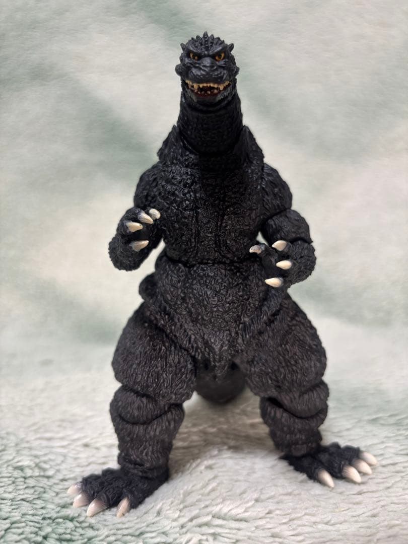 【美品】 S.H.モンスターアーツ ゴジラ