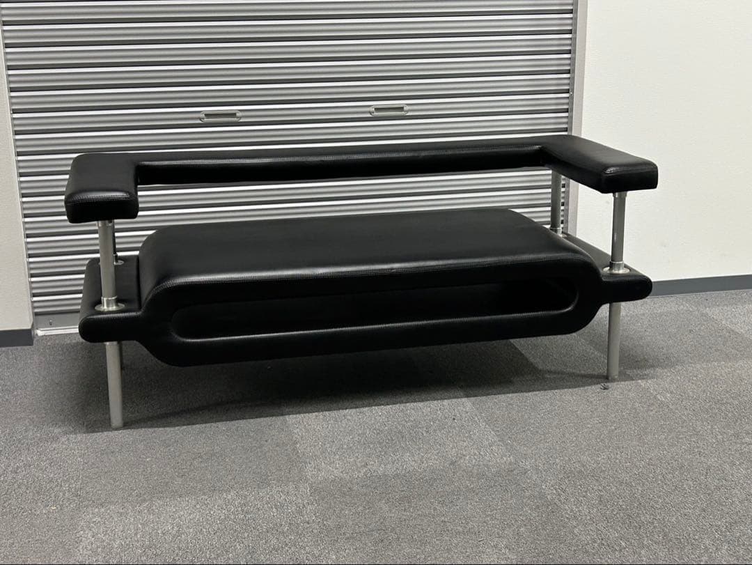 E&Y マガジンソファ 本革レザー　ブラック　マイケルヤング　2.5人掛けソファ