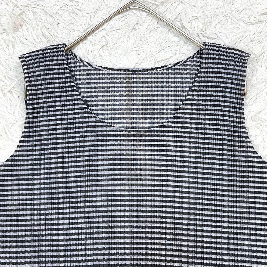 【美品】プリーツプリーズ タンクトップ 3 L相当 チェック イッセイミヤケ