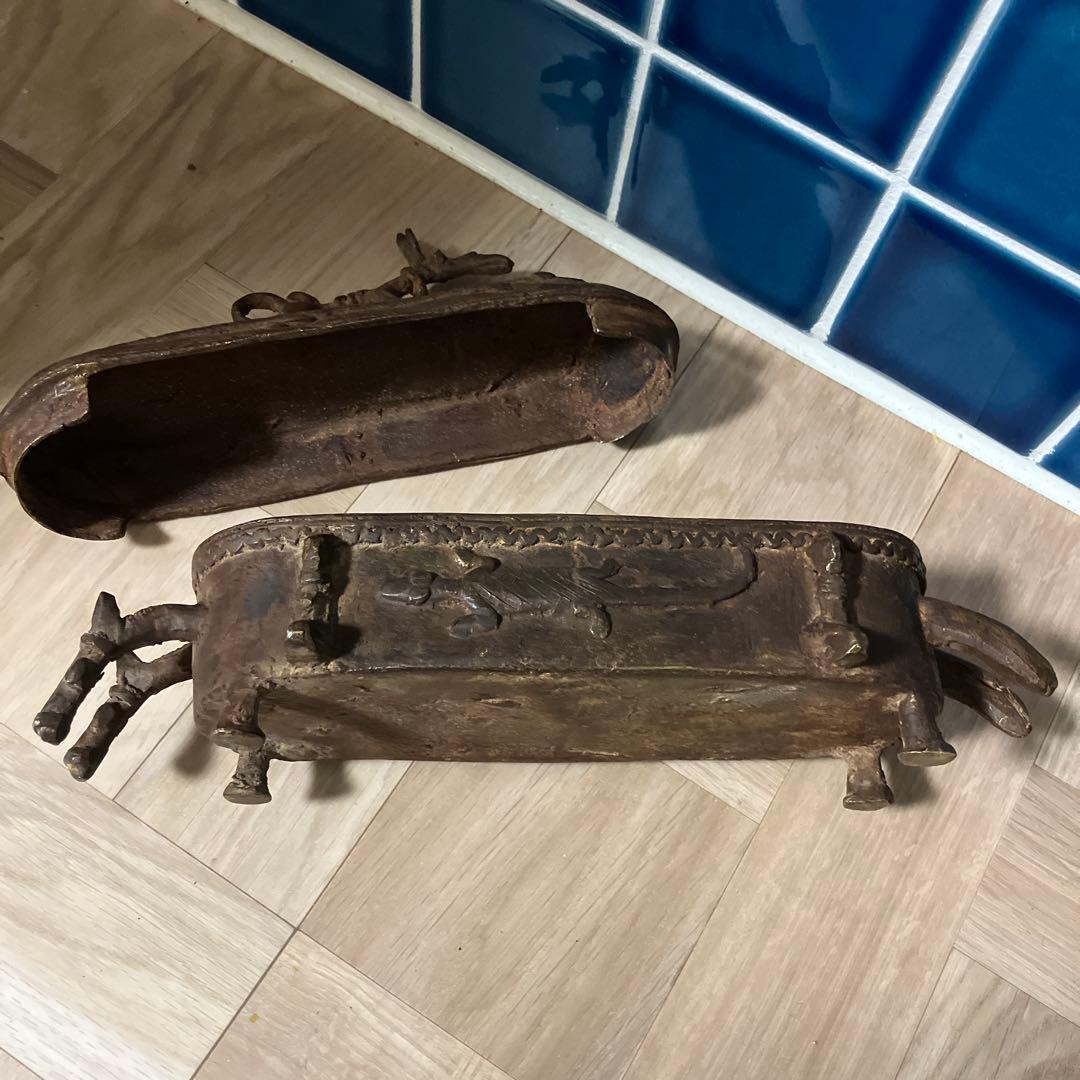 マリ　ドゴン族　金属製　ケース