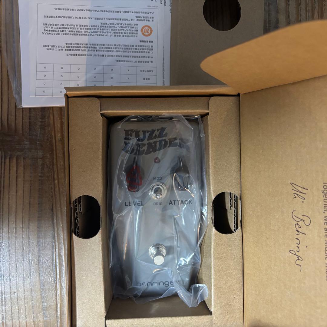 Behringer Fuzz Bender ギターエフェクター