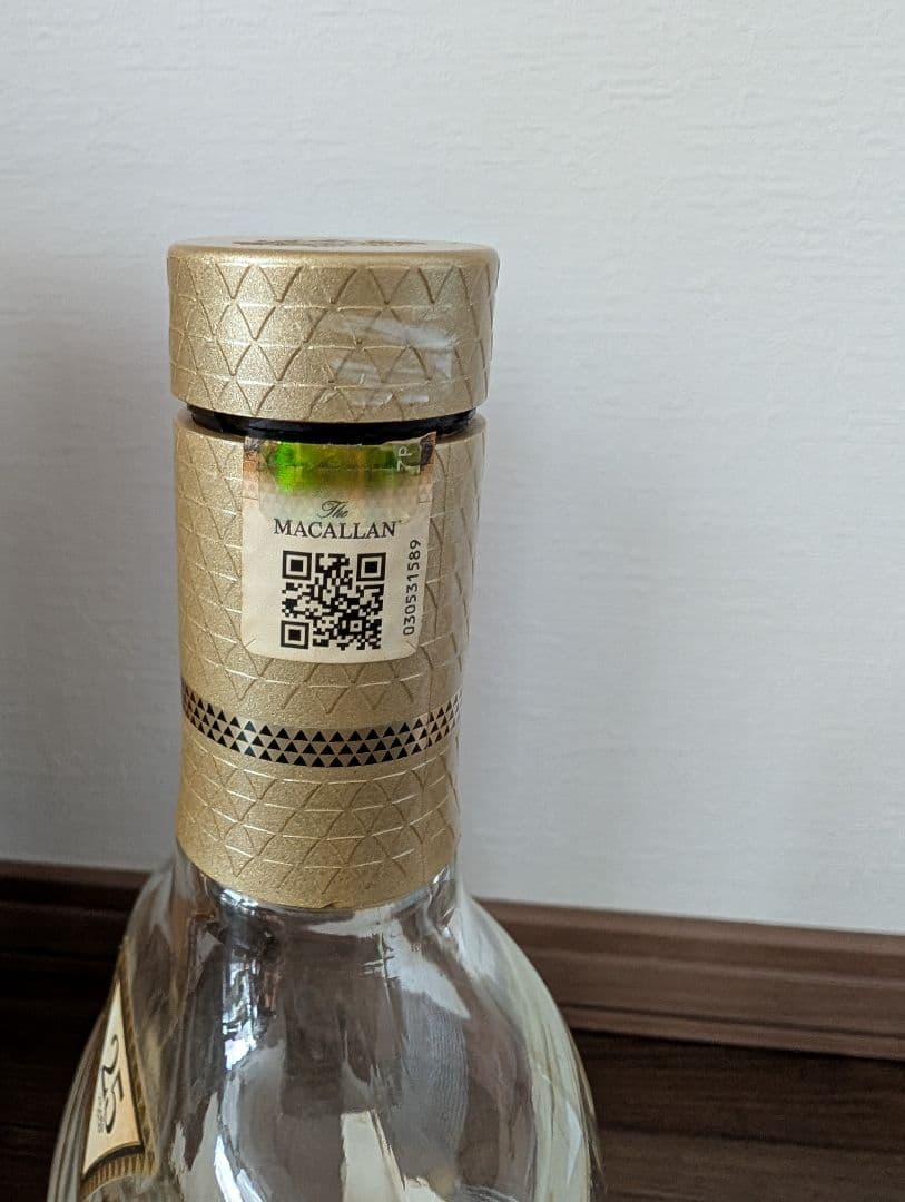MACALLAN 25年 ハイランドシングルモルトウイスキー　空瓶　木箱付