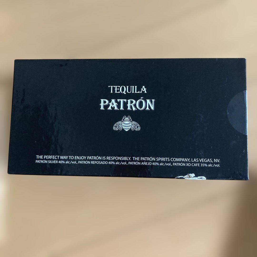 PATRÓN テキーラ 4本ギフトセット2箱