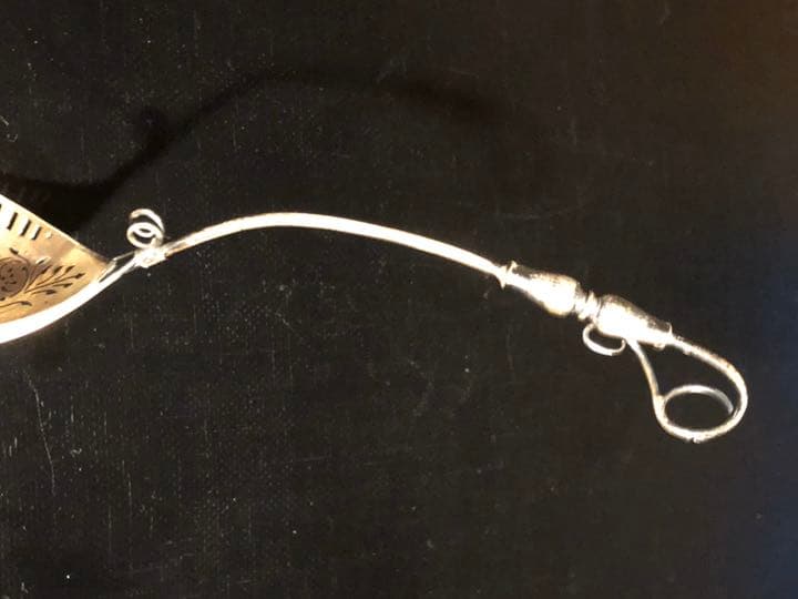 アンティーク　スターリングシルバーの穴開きレードル