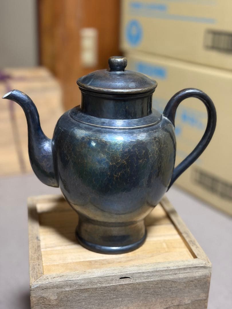 玉川堂　槌起銅器　水注　木箱付き