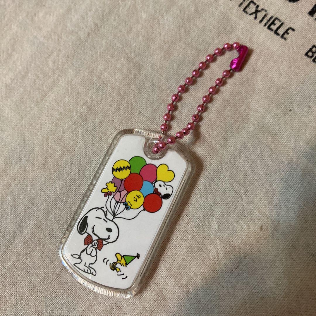 ピーナッツ　 スヌーピー　65周年　アクリルキーホルダー