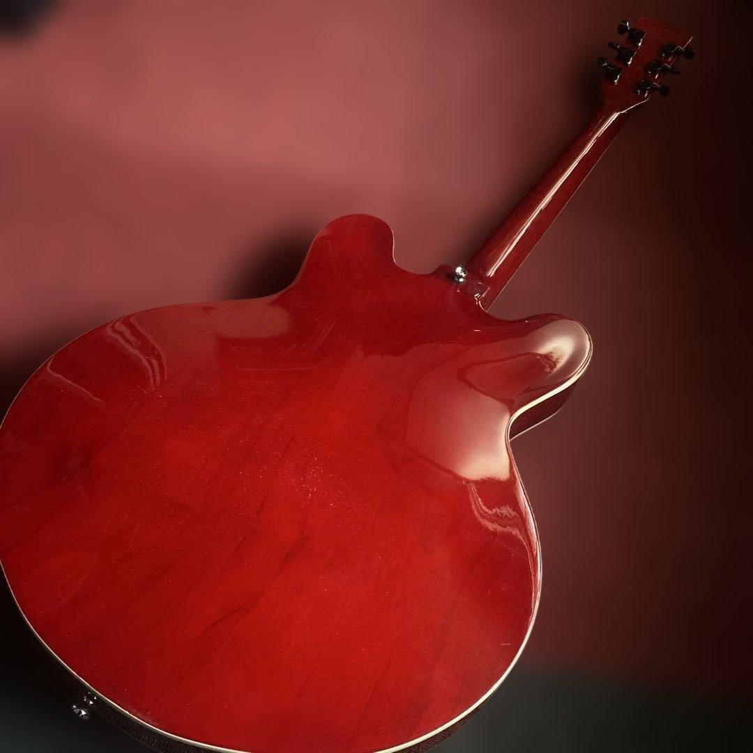 tony smith セミアコギター