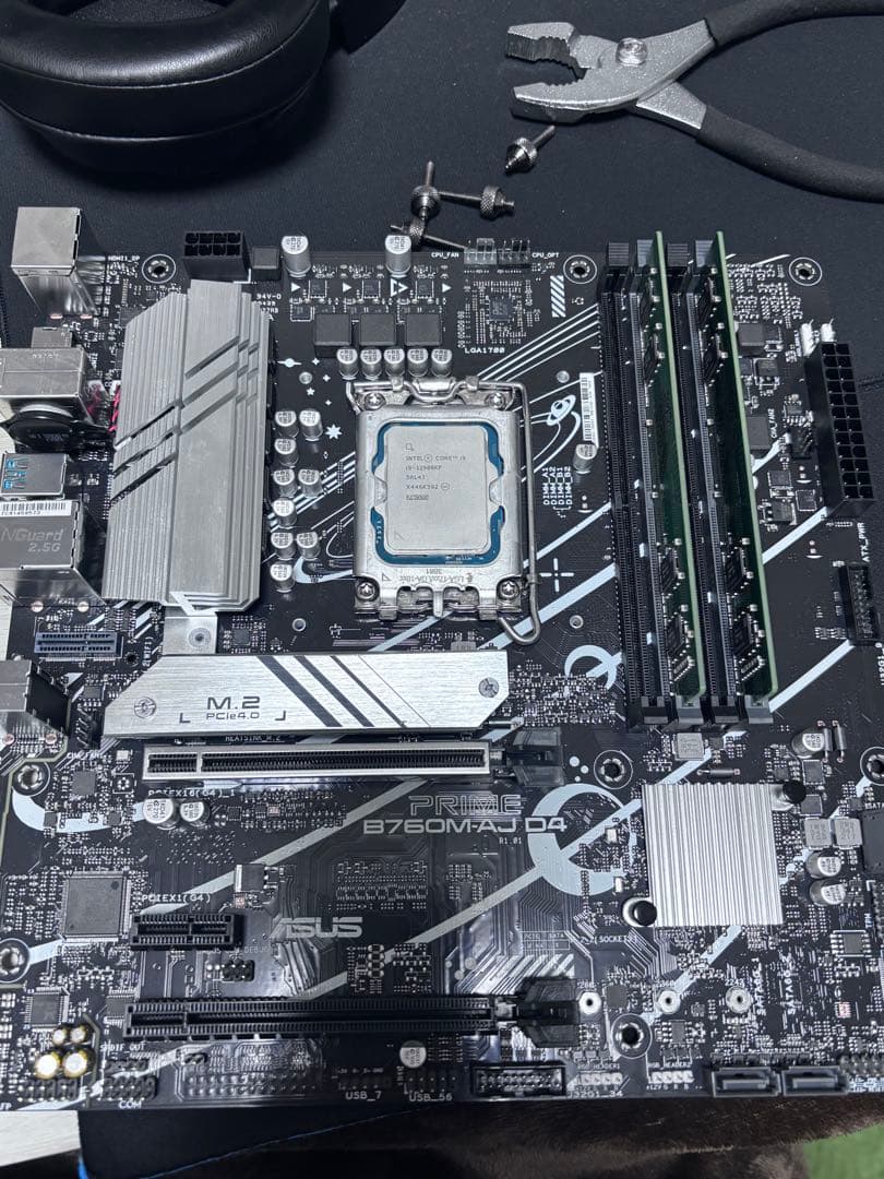 i9-12900kf & ASUS B760 &DDR4 8G×2枚3200