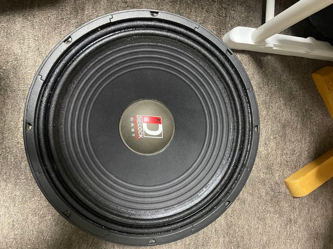 DIECOCK ダイコック外向き内向きトランクオーディオ　カーオーディオ　2発