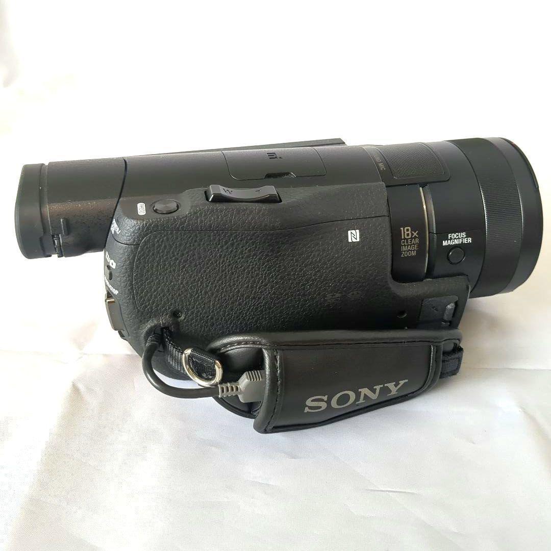 雪男 FDR-AX100 本体