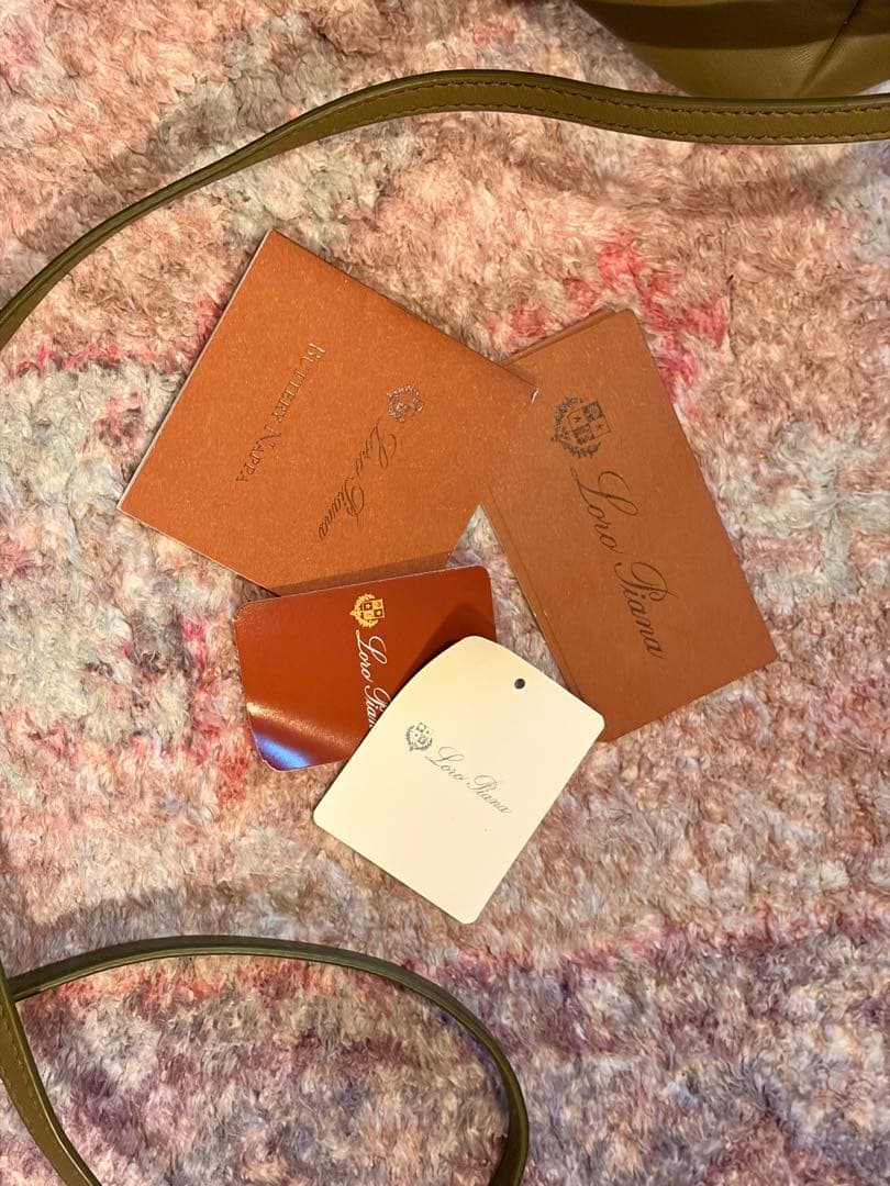 Loro Piana オリーブグリーン ミニショルダーバッグ