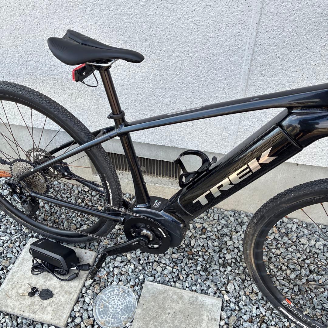 期間限定値下げ　Trek の電動クロスバイク