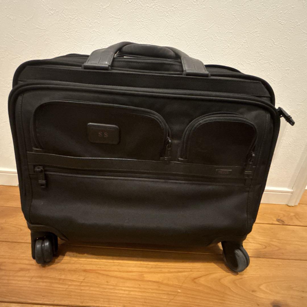 【最終値下げ】トゥミ TUMI 4輪スーツケース 機内持ち込み可